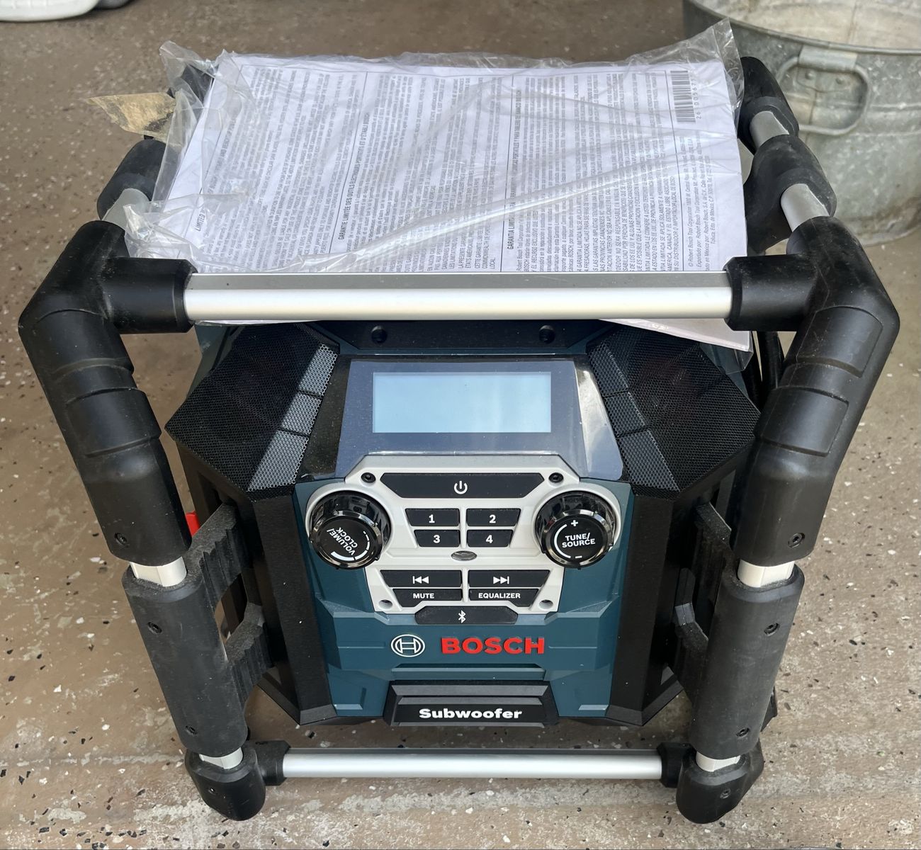 New Bosch Power Box Jobsite AM/FM Radio & Battery Charger with Bluetooth with 2 drills and 2 saw all’s with one battery
