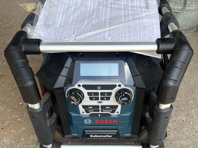 New Bosch Power Box Jobsite AM/FM Radio & Battery Charger with Bluetooth with 2 drills and 2 saw all’s with one battery