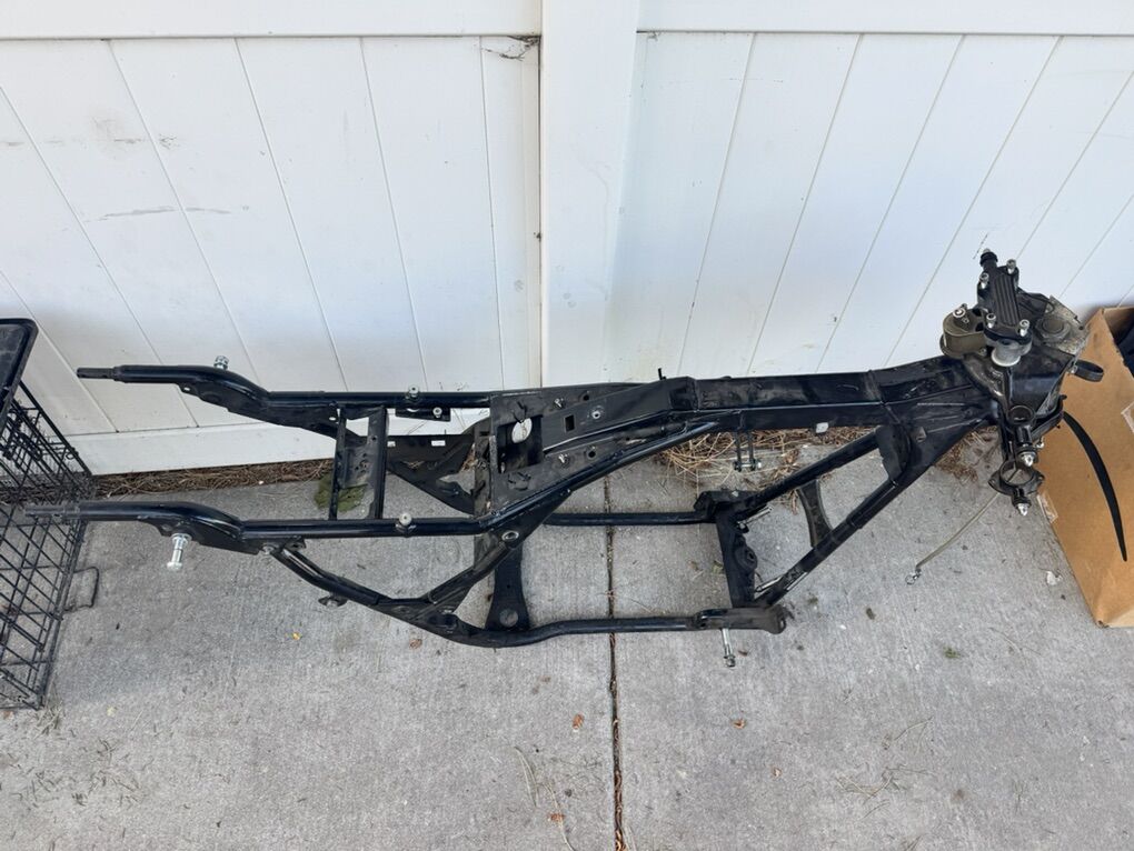 Harley Davidson FLHRCI Frame