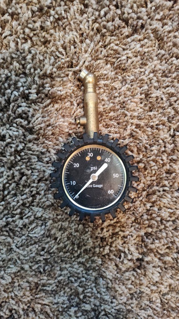 tire pressure gauge with rubber protector
