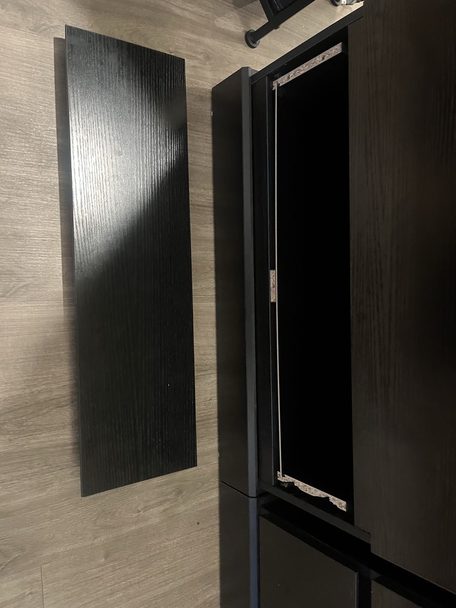 Main image 6