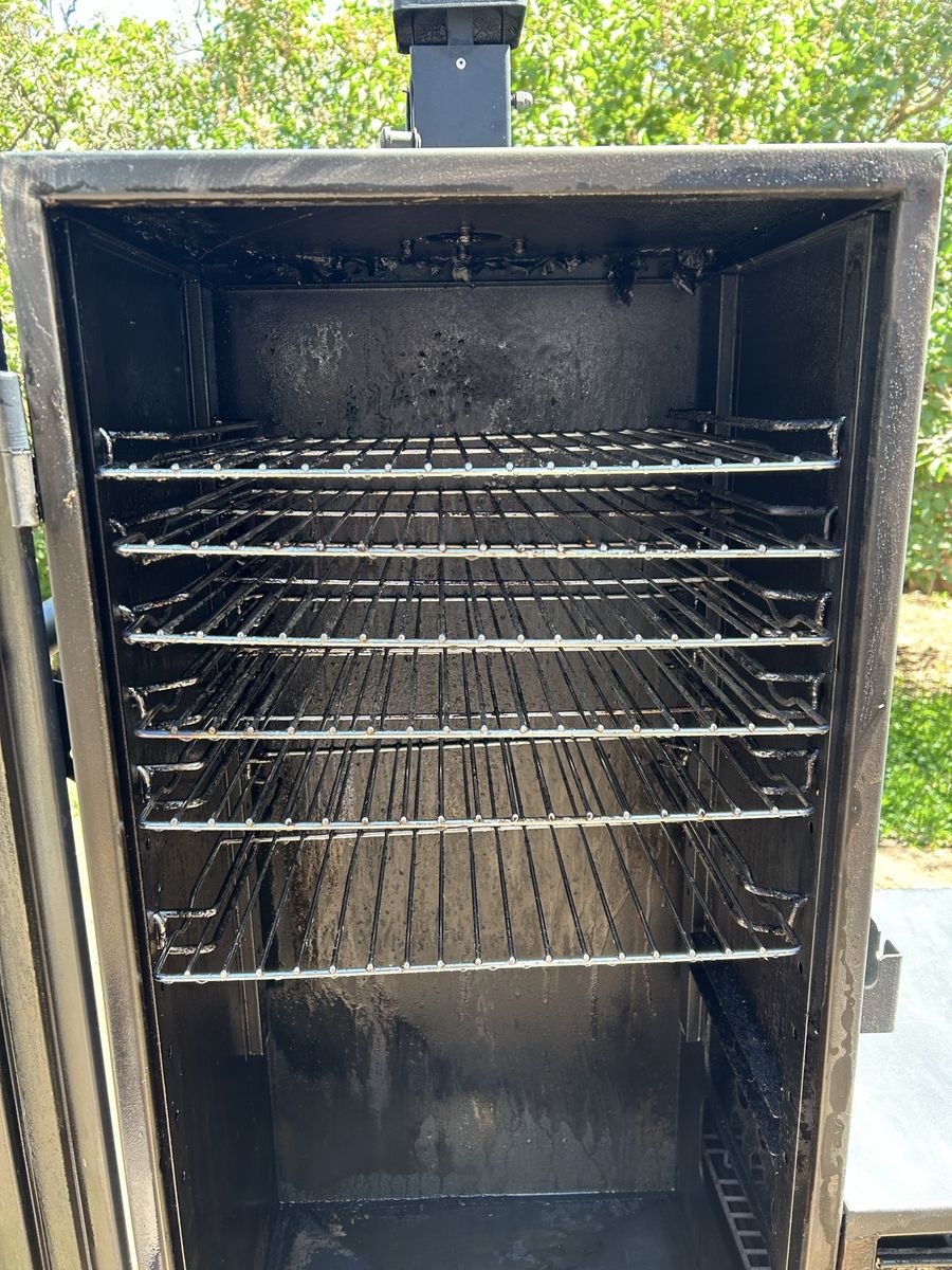 Main image 6