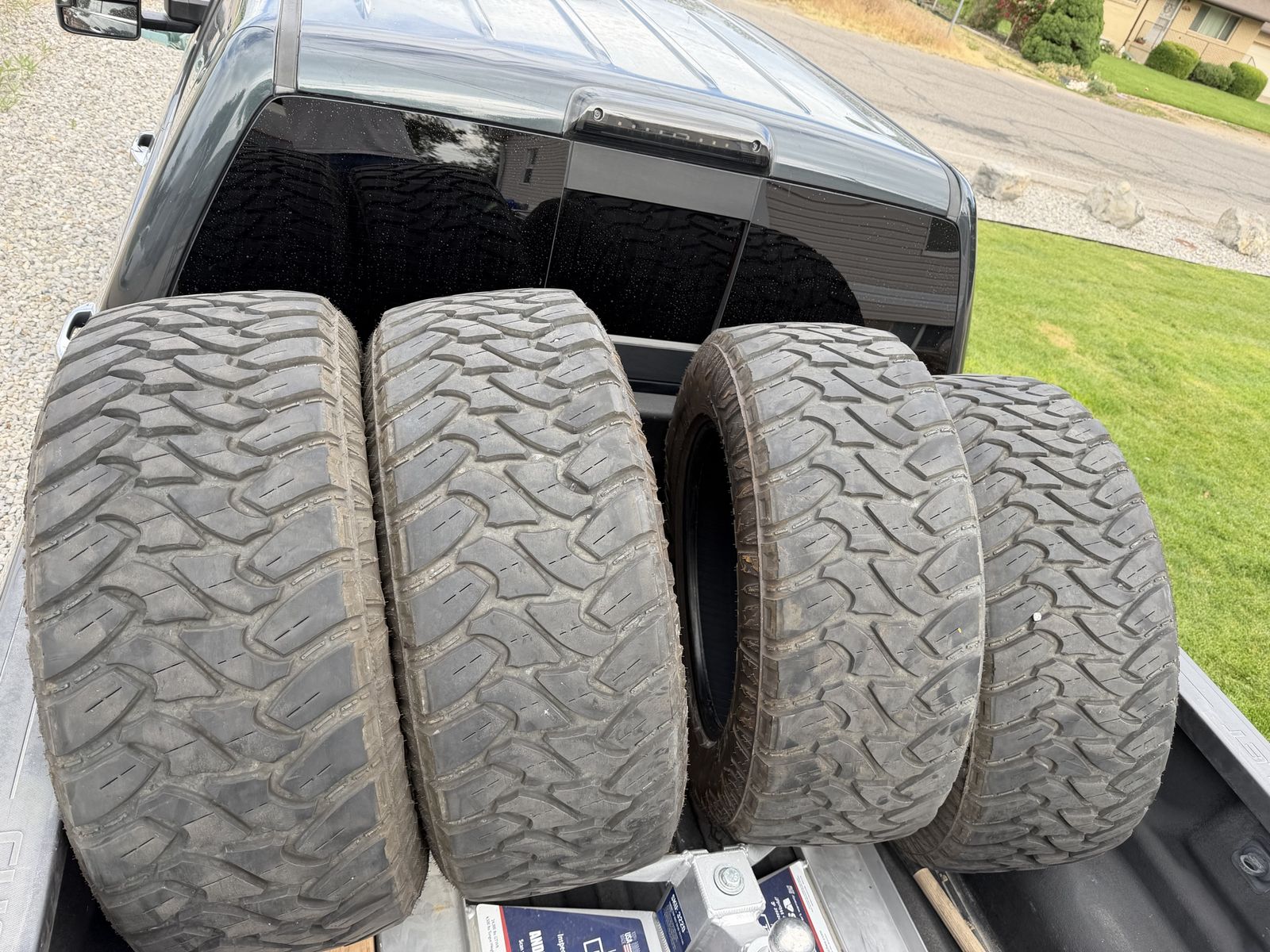 35x12.50R20 set of 4