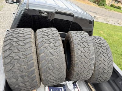 35x12.50R20 set of 4
