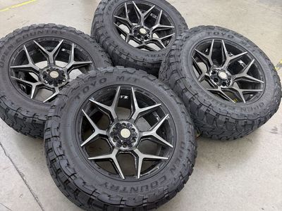 Wheel and Tire Set - 37"x12.50R22 - 4PLAY Wheels and Toyo Open Country MT Tires - 22" rims 6x135