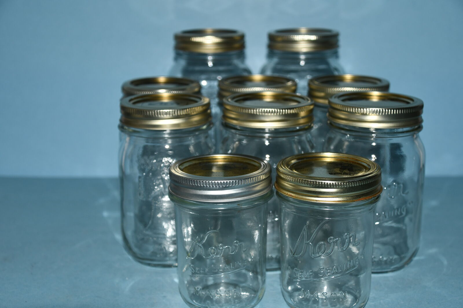 10 CLEAN JARS ~ 2 QUARTS, 6 PINTS & 2 JELLY ~ LIDS & RINGS