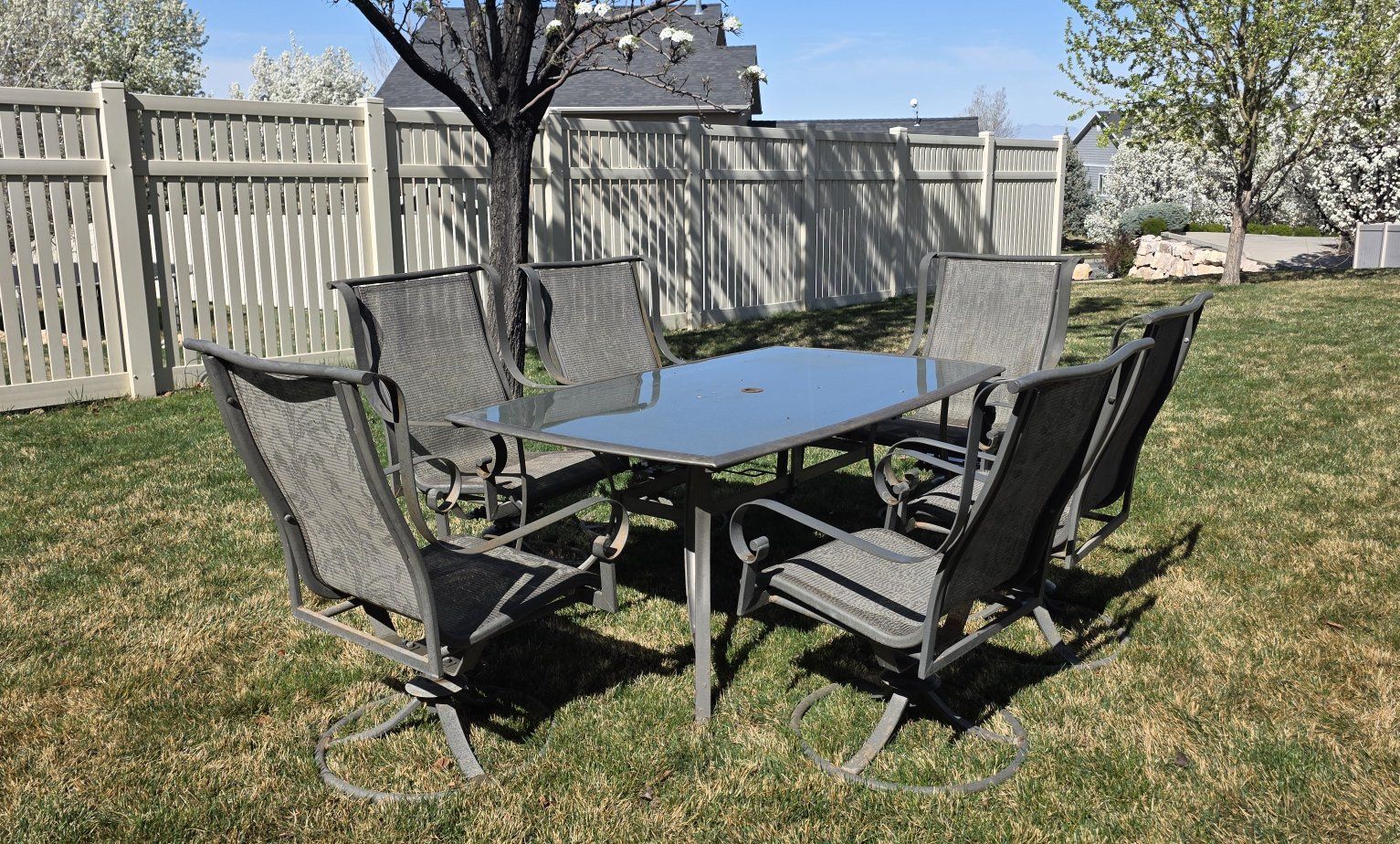 Patio set 5ft x 3ft Glass table
