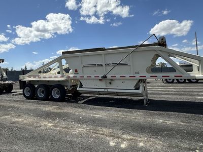 2016 Trail King Belly Dump Trailer Set