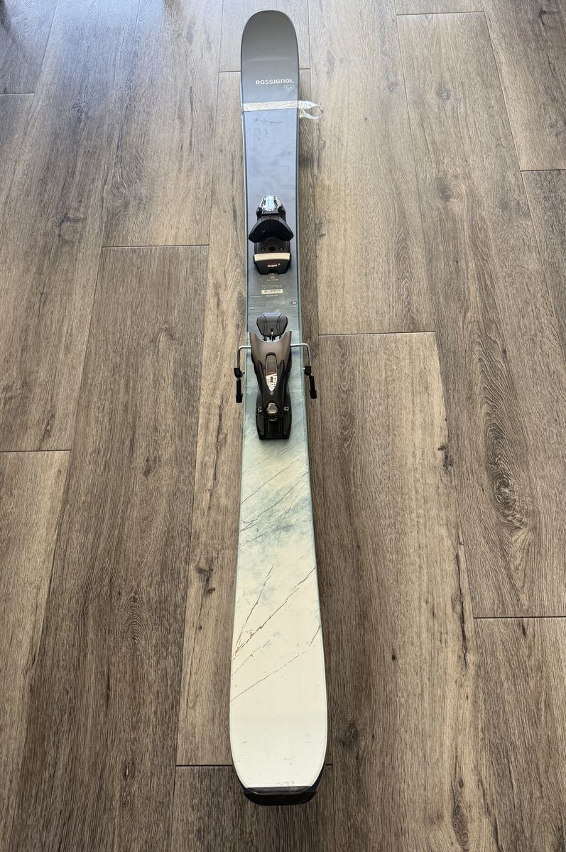 Rossignol Skis w/ Bindings – 163 cm – BRAND NEW