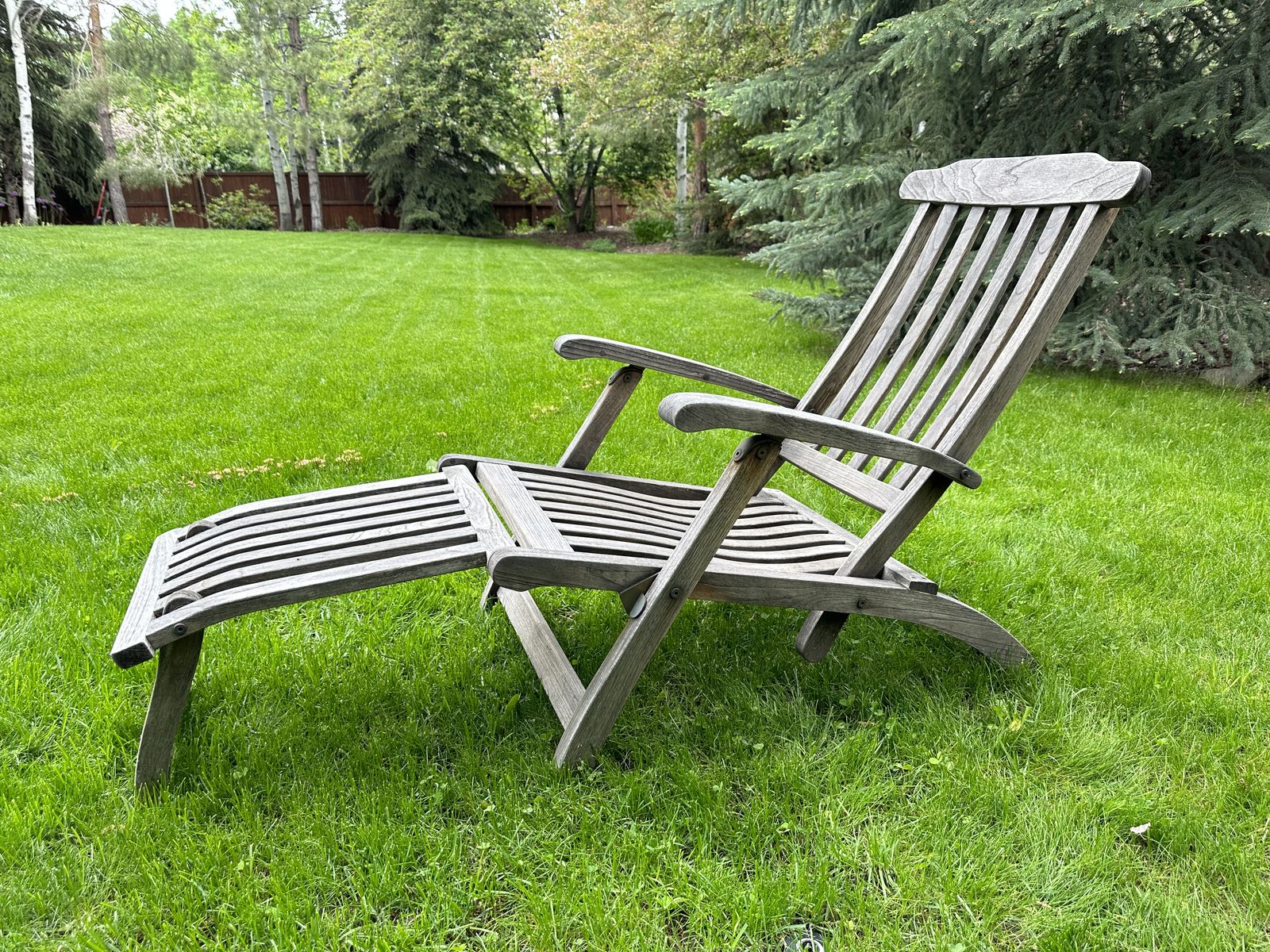 Teak Lounge Chair - Outdoor Steamer Style Patio Lounge