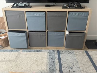 IKEA Kallax Shelf Unit ( tv shelf , book case , cube storage shelf