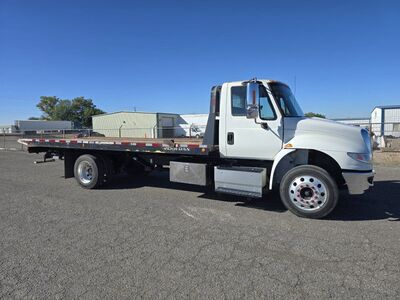 2015 International 4300 Roll Back Tow Truck