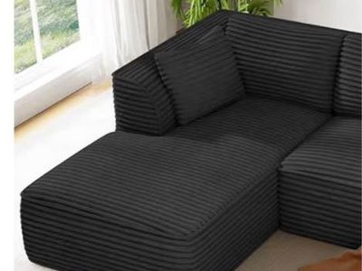 Vesgantti 106" (Black, Left-Facing Chaise)