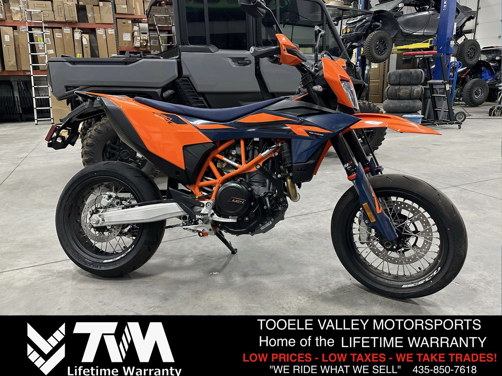 2026 KTM 690 SMC R