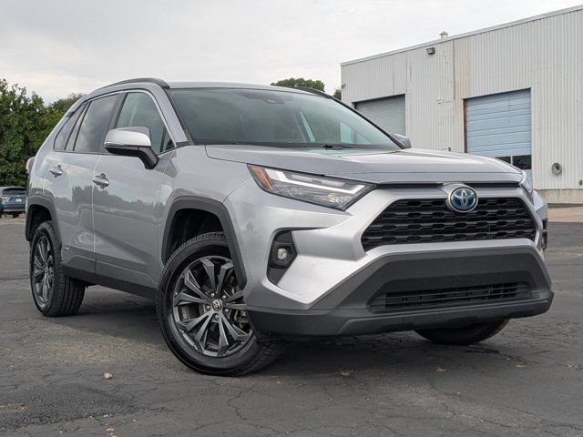 2022 Toyota RAV4 XLE Premium