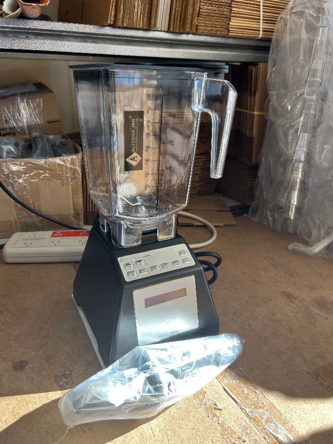 Blendtec Total Blender (also a Classic 570 available) with a brand new Alterna Jar and Tamper