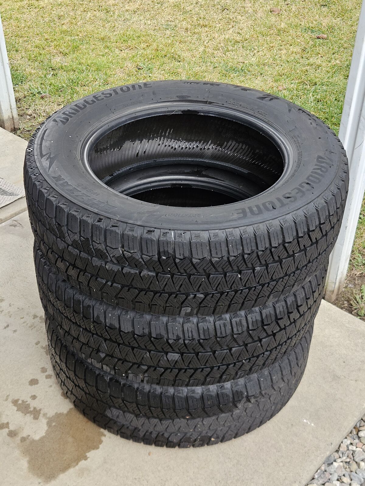 Bridgestone Blizzak WS90 225/65R17