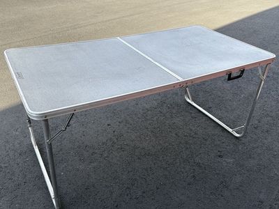 Vintage Coleman ALUMINUM FOLDING CAMPING TABLE RV FOLD AWAY Grey Mid Century