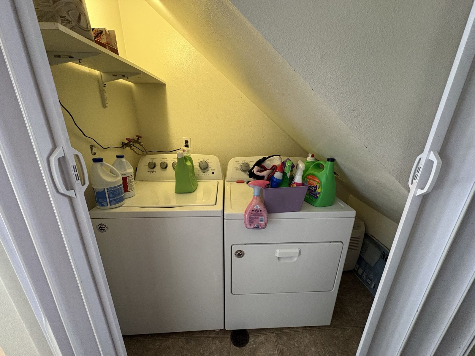 Main image 5