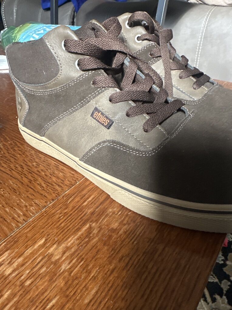 Etnies 10