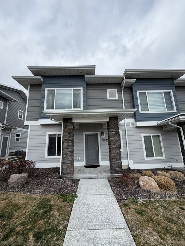 Townhome 2 Bed 2 Bath for Rent