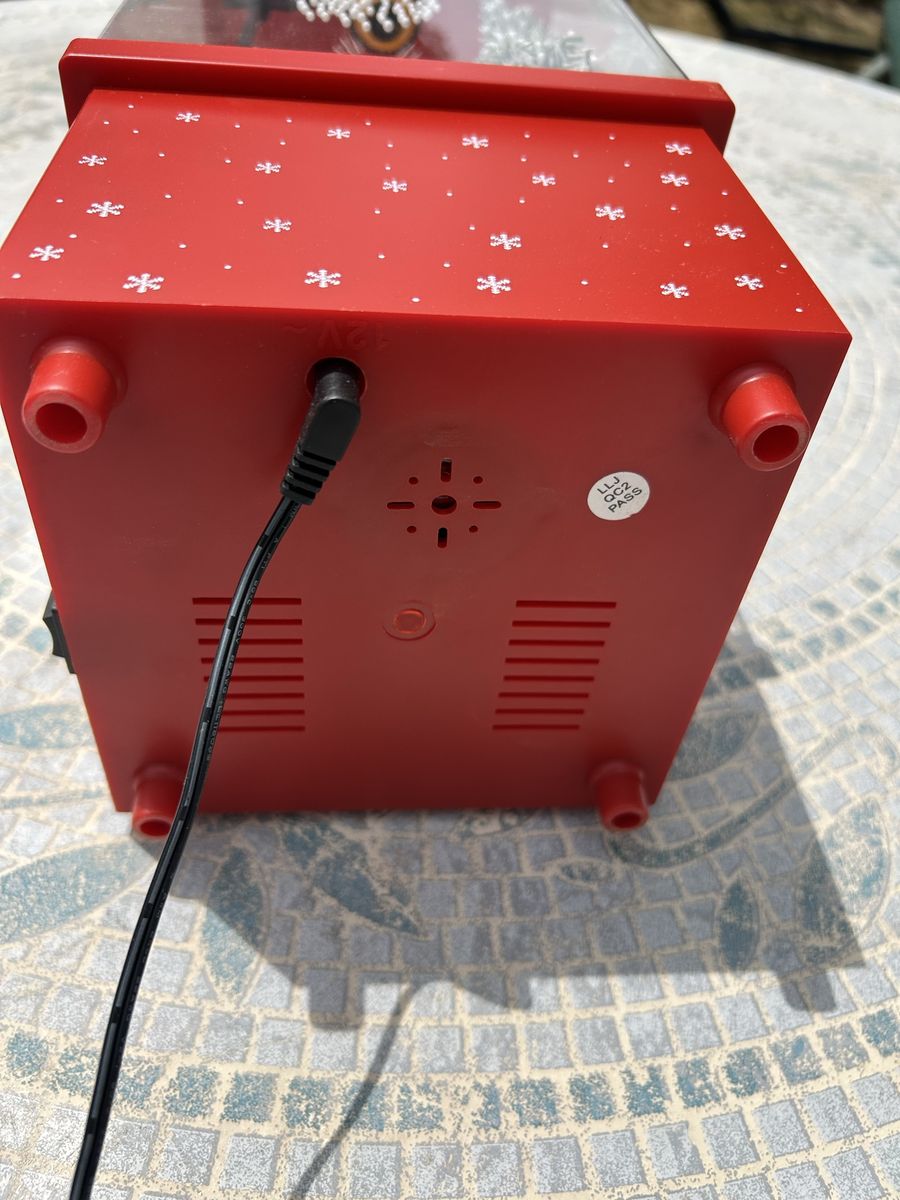 Main image 6