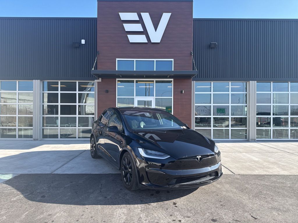 2023 Tesla Model X Base