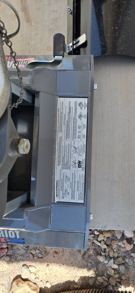 B&W Trailer Hitches The Patriot 18K 5th Wheel Hitch - Gooseneck Mount