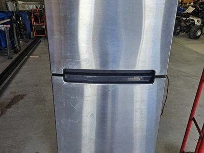 Whirlpool Stainless Steel Top Freezer Refrigerator/Freezer - Used, Good Condition