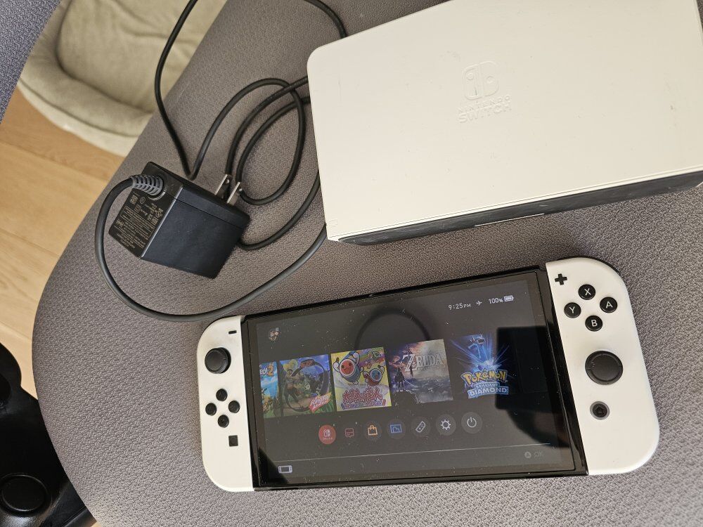 Nintendo Switch Oled + Super Smash Bros Ultimate