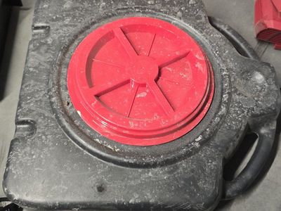 Black Heavy-Duty Plastic Oil/Coolant Container/Tank with Screw Top Lid - Industrial Storage - NEW