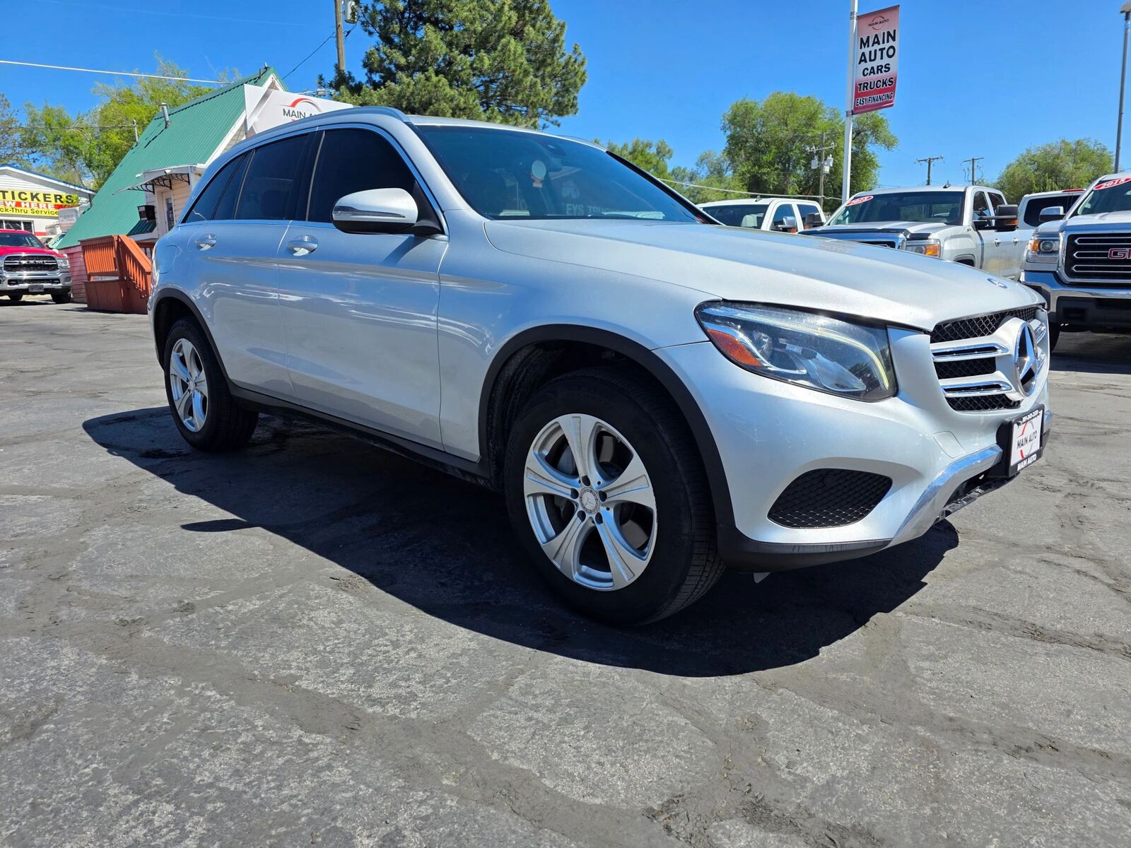2017 Mercedes-Benz GLC-Class GLC 300 4MATIC
