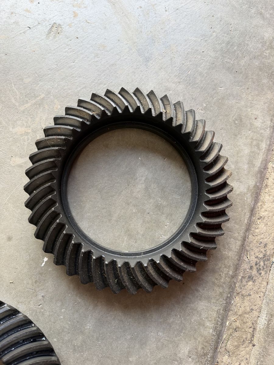 Main image 4