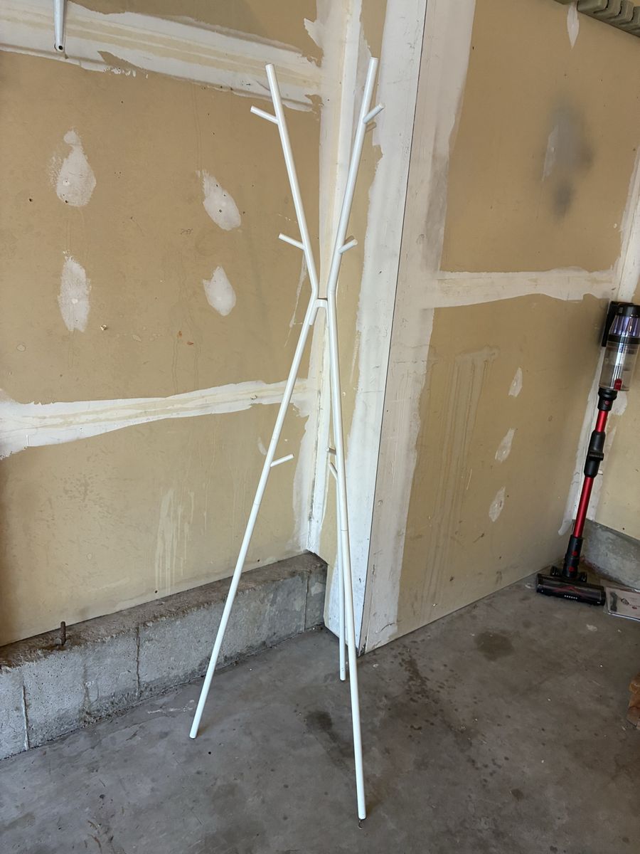 Coat rack