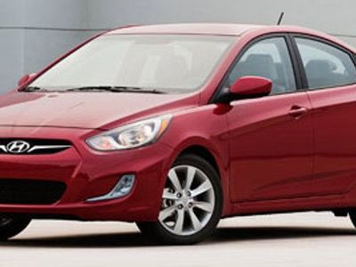 2012 Hyundai Accent GLS