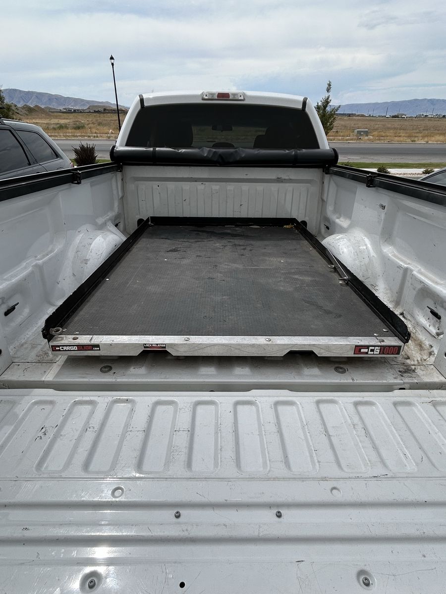 Cargo Glide 1000, used in 6.5’ bed