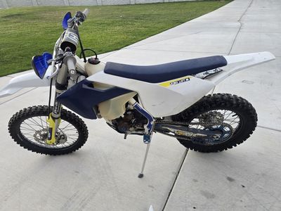 2017 Husqvarna FX 350 – Excellent Condition