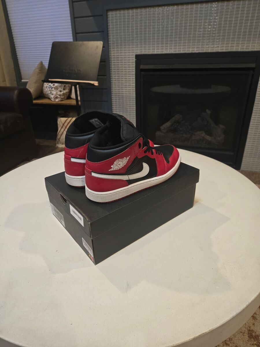 Air Jordan 1 Mids, OG Colorway Bred, Size 12 Mens