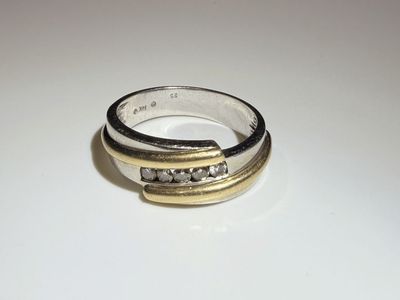 7g 14K White Gold Diamond Ring, Size 25