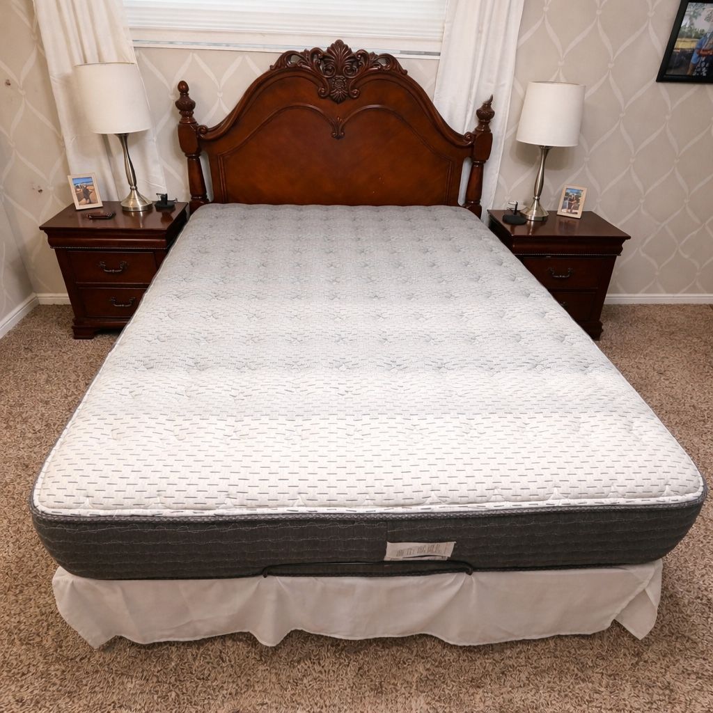 Motosleep Adjustable Frame + Pillow Top Materess