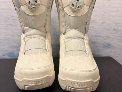 Lightly Used 2026 Thirtytwo W's Shifty Boa Gray/purple Women's Snowboard Boot - 7W US