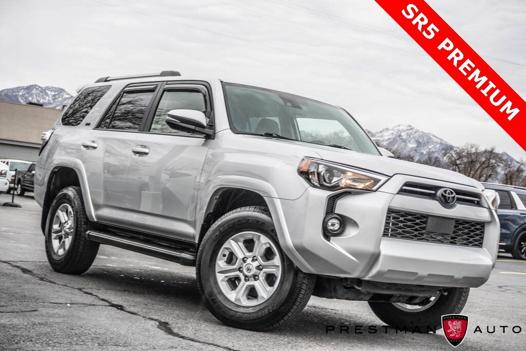 2024 TOYOTA 4RUNNER SR5 Premium