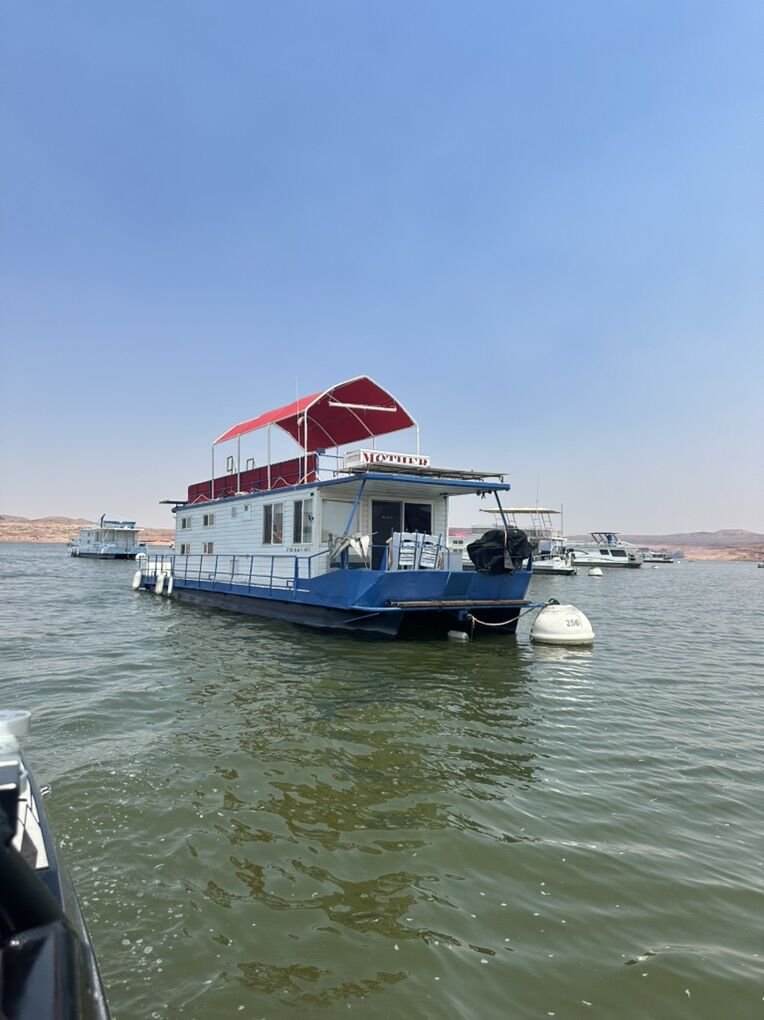 Houseboat Share In Bullfrog Lake Powell