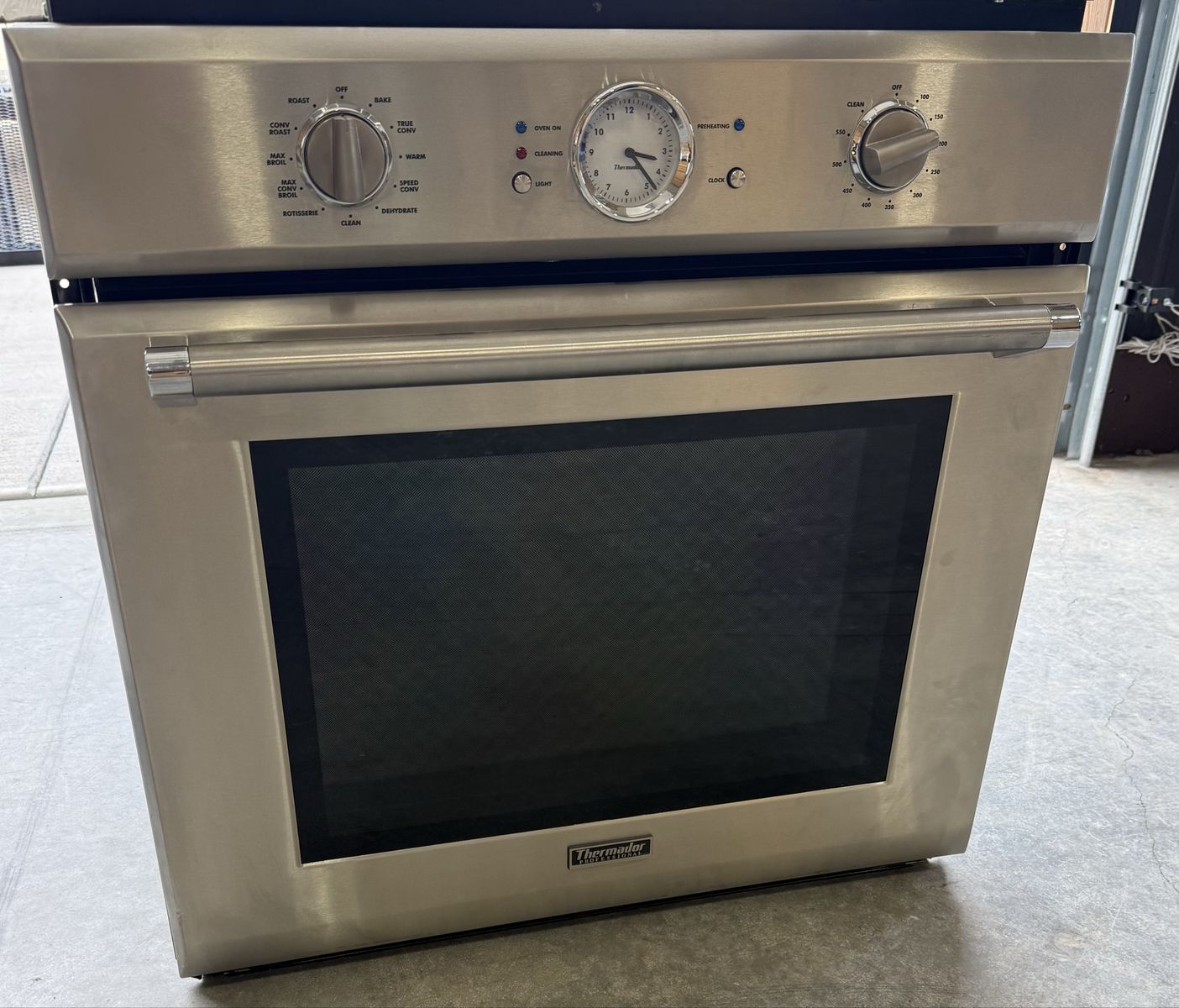 Thermador Professional POM301 30-Inch Stainless Steel Built-In Single Wall Oven
