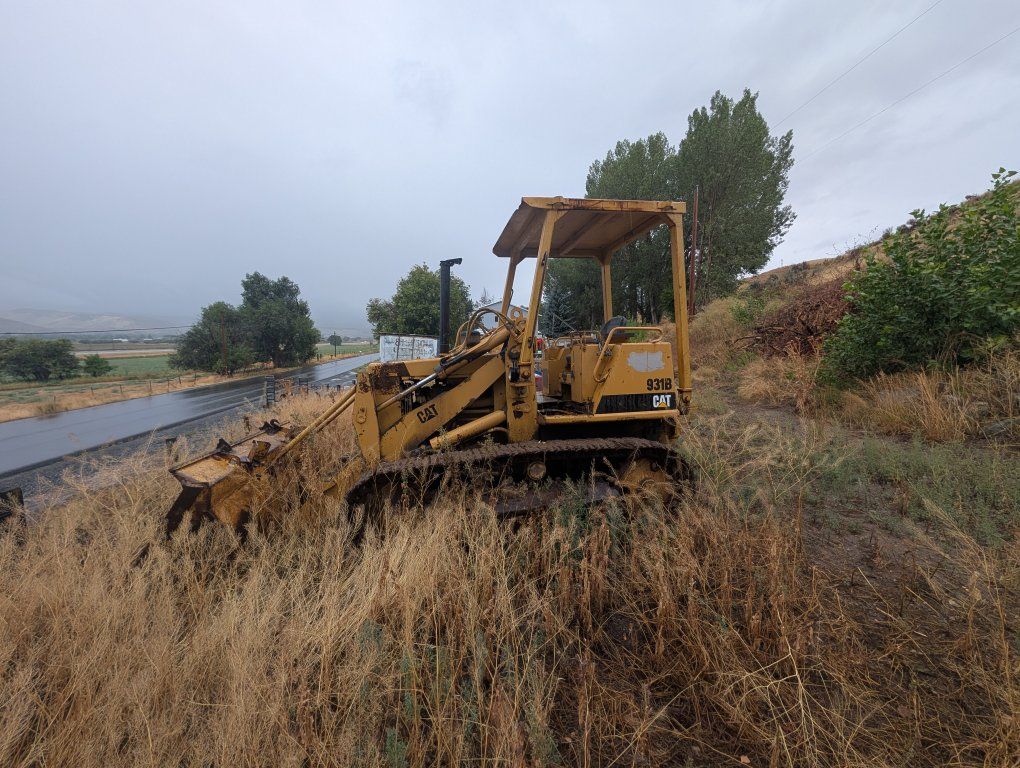 Caterpillar CAT 931B Track Loader Excavator Heavy Machinery