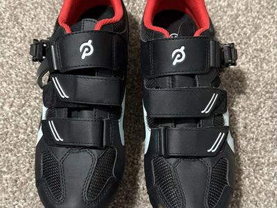 Peloton shoes - size 8 mens / 10 woman’s