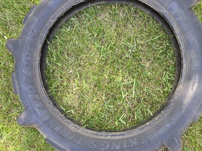 18 in Kings Turbo Paddle Tire