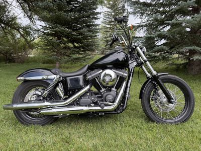 Like new 2017 Harley Davidson Street Bob