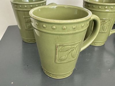 Signature Housewares Sorrento Green Olive Leaf Stoneware Mugs Set of 3