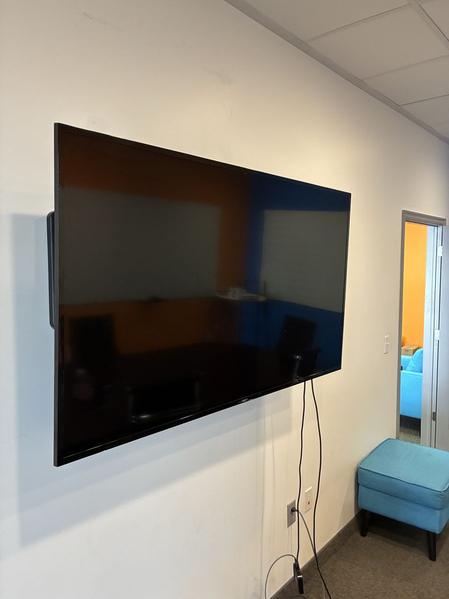 Samsung, Vizio And LG TV's